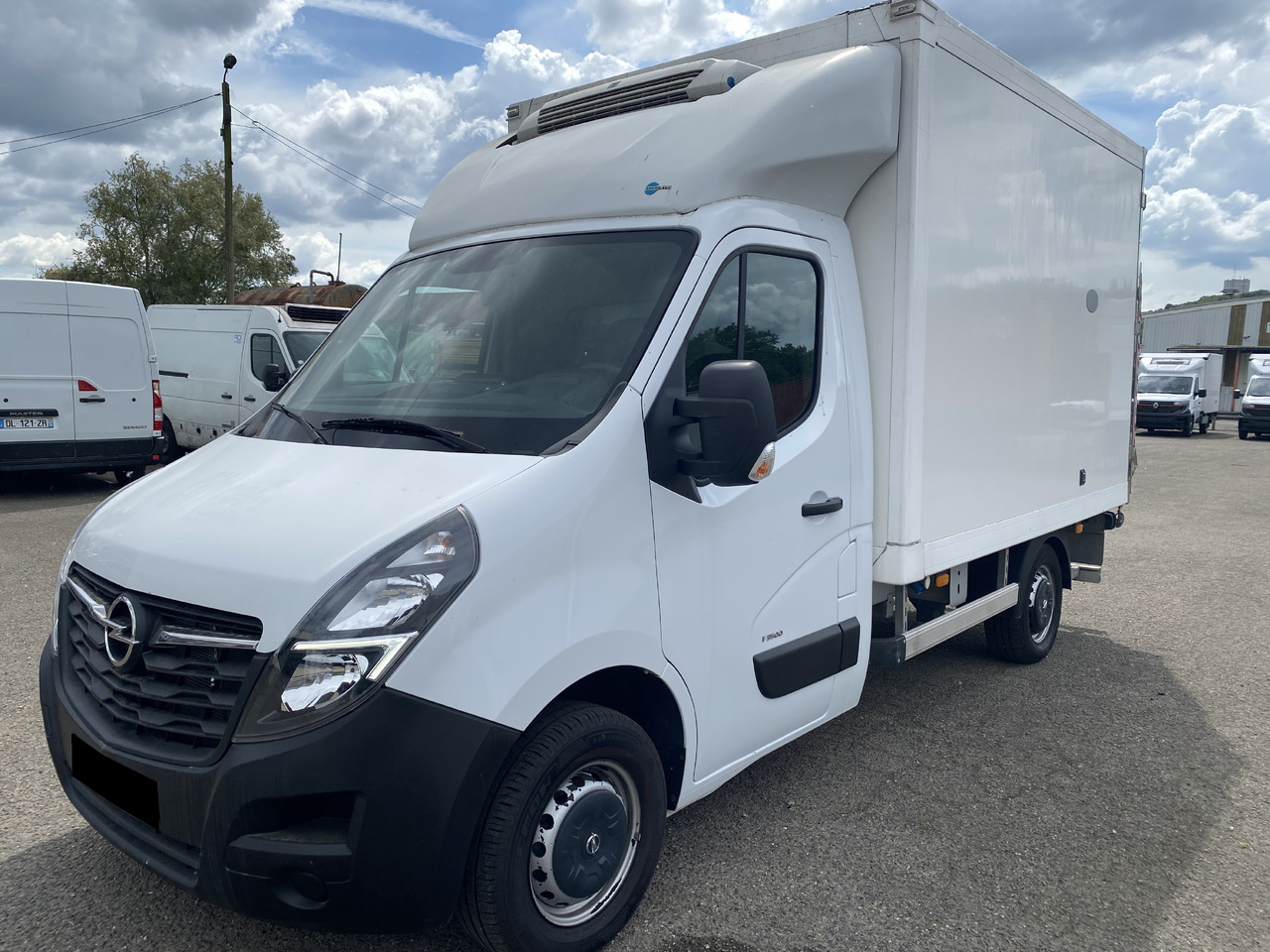 Opel Movano 145 ch diesel - Hűtős kisteherautó: 1 kép. Opel Movano 145 ch diesel - Hűtős kisteherautó: 1 kép.