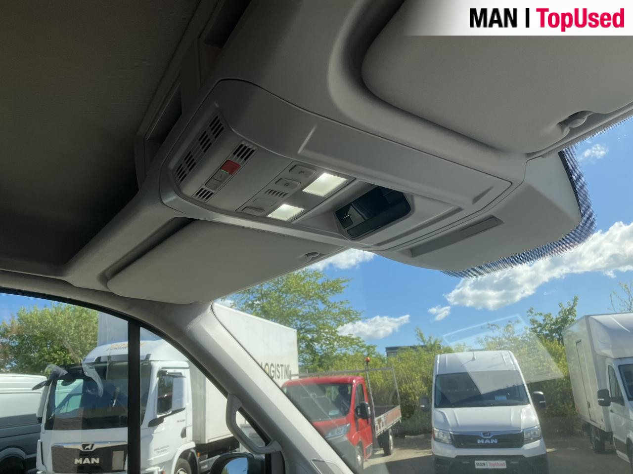 MAN TGE 3.180 4X4 SB - Furgon: 4 kép. MAN TGE 3.180 4X4 SB - Furgon: 4 kép.