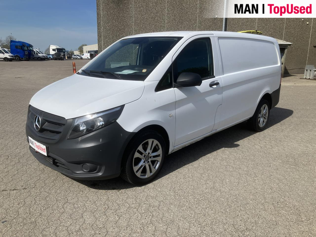MERCEDES-BENZ VITO 111 KASSEVOGN - Kis furgon: 1 kép. MERCEDES-BENZ VITO 111 KASSEVOGN - Kis furgon: 1 kép.