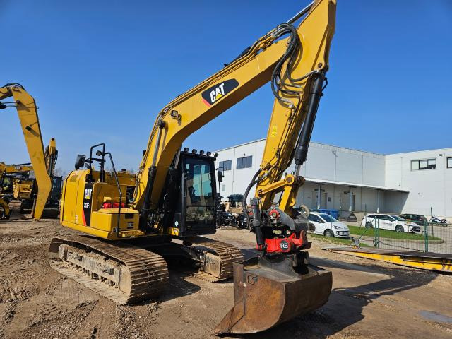 CATERPILLAR 313FL - Lánctalpas kotró: 2 kép. CATERPILLAR 313FL - Lánctalpas kotró: 2 kép.