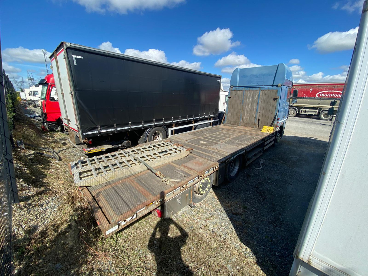 2013 Daf XF Flatbed - Platós teherautó: 3 kép. 2013 Daf XF Flatbed - Platós teherautó: 3 kép.