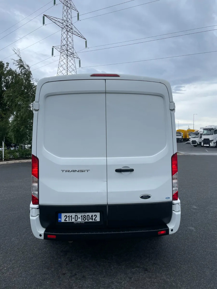 2021 FORD TRANSIT 350L LIMITED LWB - Furgon: 5 kép. 2021 FORD TRANSIT 350L LIMITED LWB - Furgon: 5 kép.