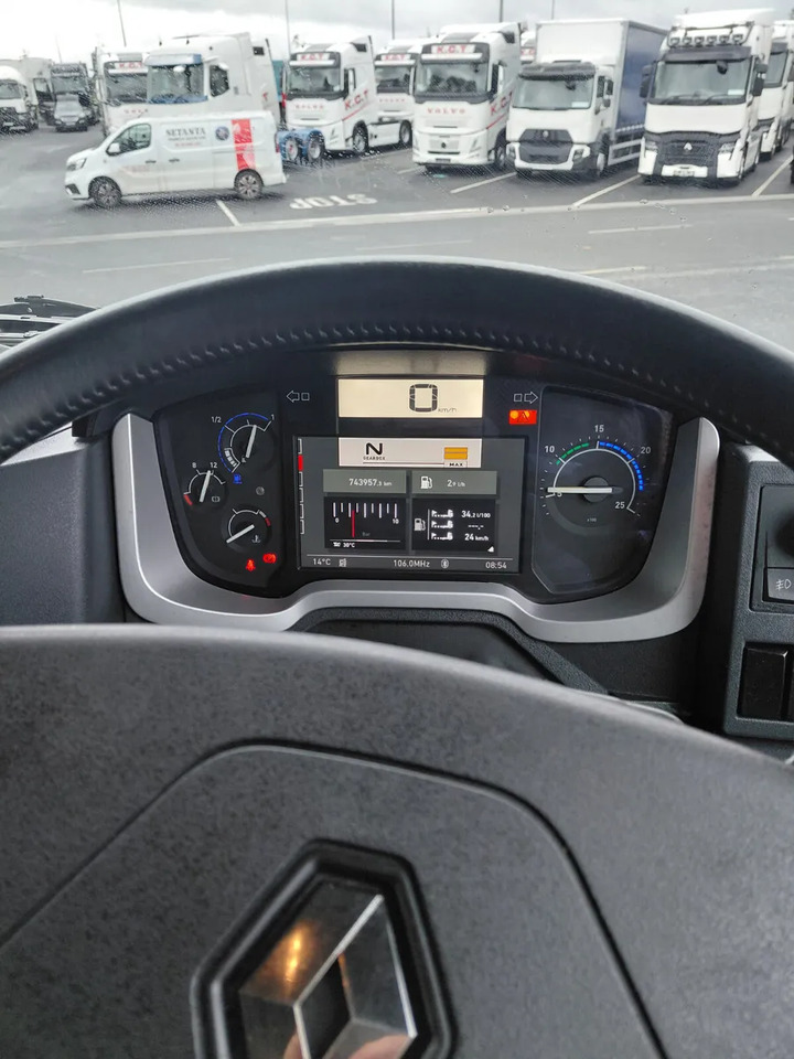 2019 Renault T 440 4×2 Auto Tractor Unit - Nyergesvontató: 2 kép. 2019 Renault T 440 4×2 Auto Tractor Unit - Nyergesvontató: 2 kép.