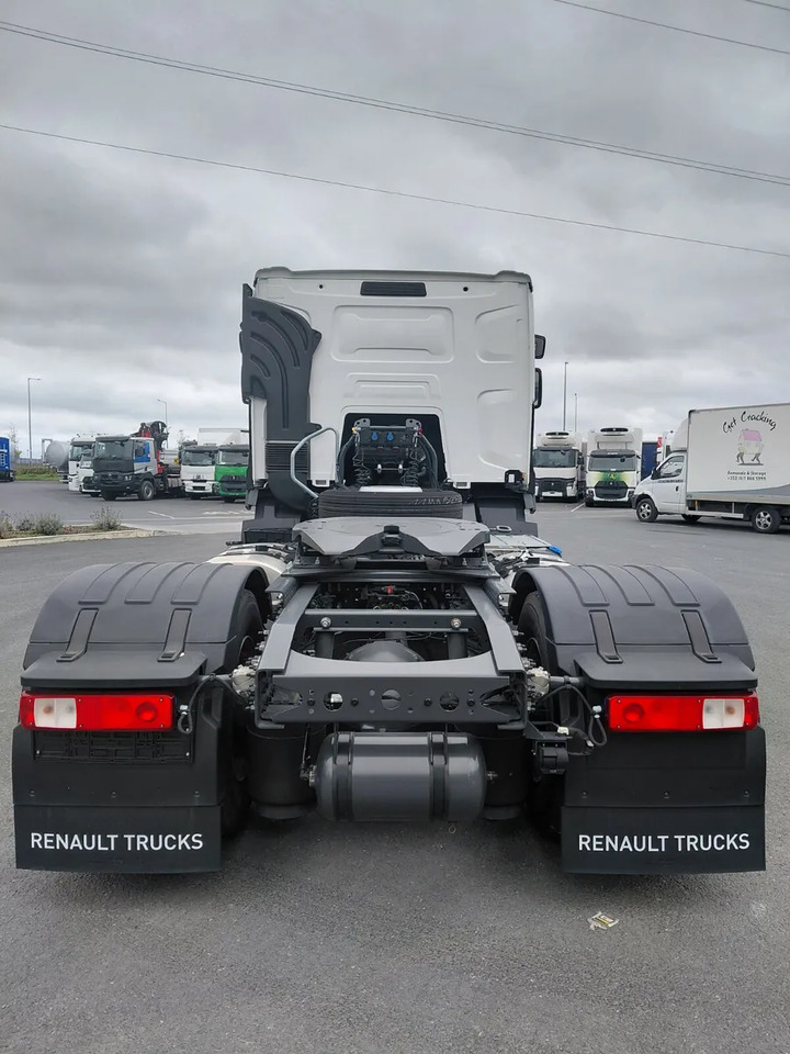 New Renault T460 / Unregistered - Nyergesvontató: 3 kép. New Renault T460 / Unregistered - Nyergesvontató: 3 kép.