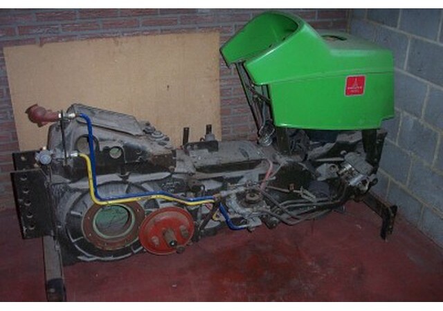 Deutz 6806 - Alkatrész - Mezőgazdasági gépek: 1 kép. Deutz 6806 - Alkatrész - Mezőgazdasági gépek: 1 kép.