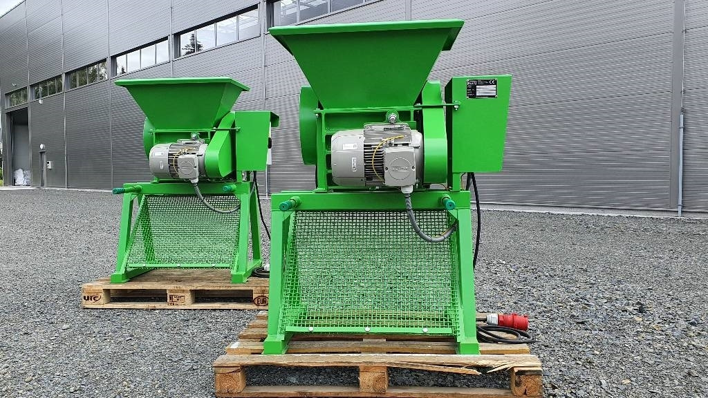 Resta 350x110, 400x200 - Mobil törőgép: 1 kép. Resta 350x110, 400x200 - Mobil törőgép: 1 kép.