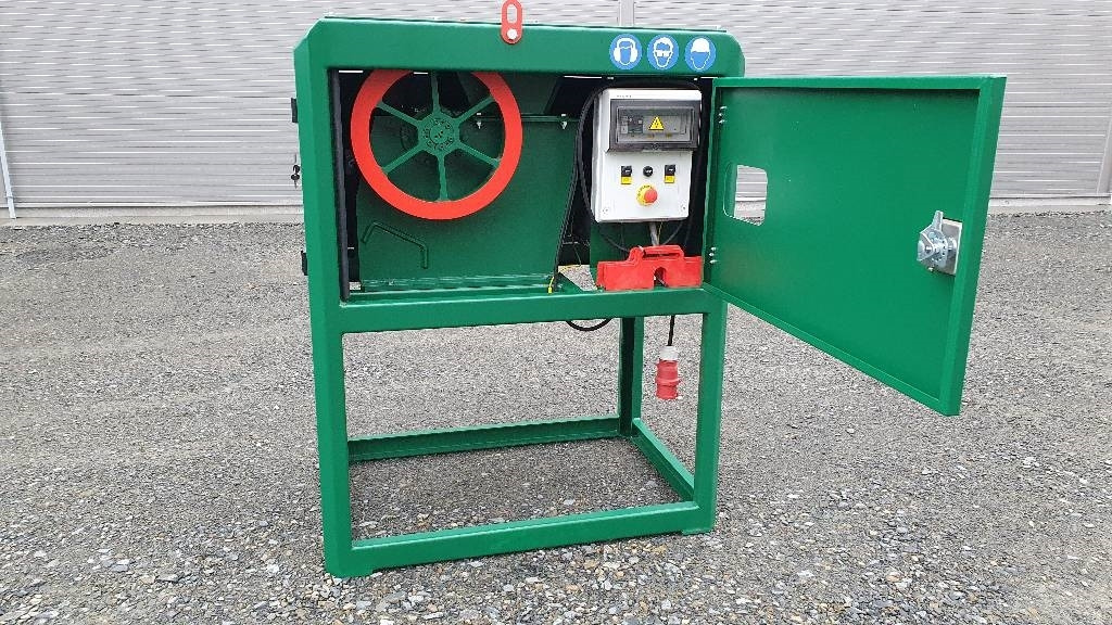 Új Mobil törőgép Resta 350x110, 400x200: 10 kép.