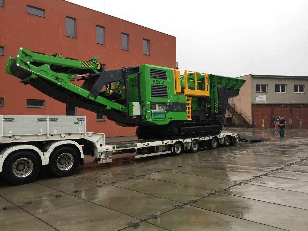 Resta CH3 1100x750 - Mobil törőgép: 3 kép. Resta CH3 1100x750 - Mobil törőgép: 3 kép.