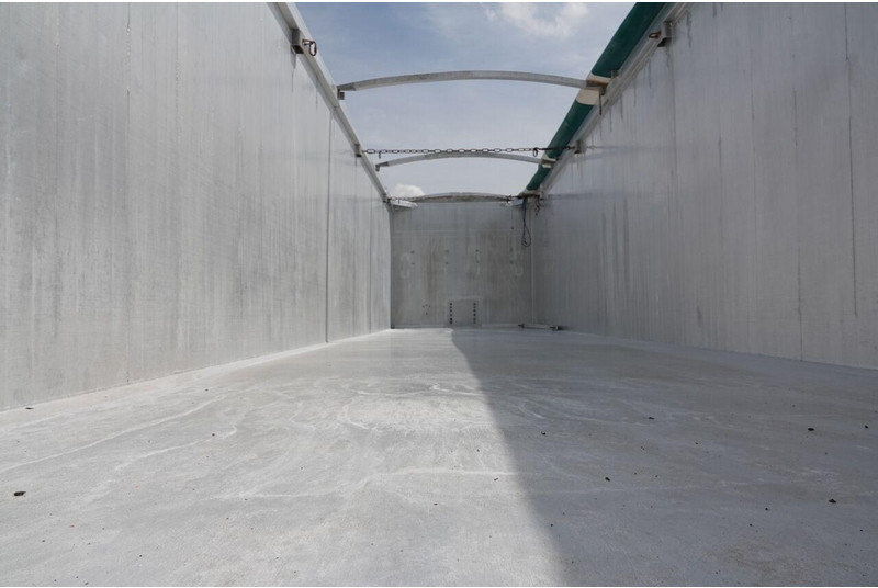 Benalu WYWROTKA 57 m3 / OŚ PODNOSZONA / SPROWADZONA / MAŁO UŻYWANA / S - Félpótkocsi billenőplatós: 2 kép. Benalu WYWROTKA 57 m3 / OŚ PODNOSZONA / SPROWADZONA / MAŁO UŻYWANA / S - Félpótkocsi billenőplatós: 2 kép.