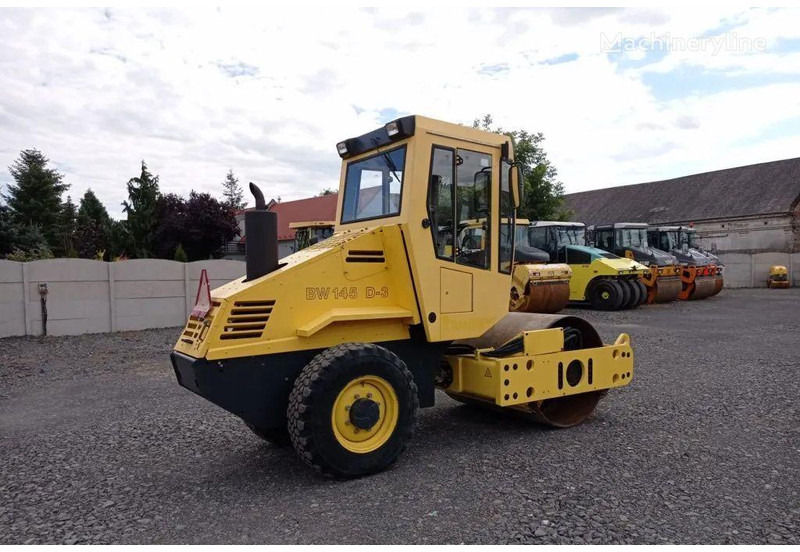 Bomag BW 145 D-3 Road roller - Henger: 5 kép. Bomag BW 145 D-3 Road roller - Henger: 5 kép.