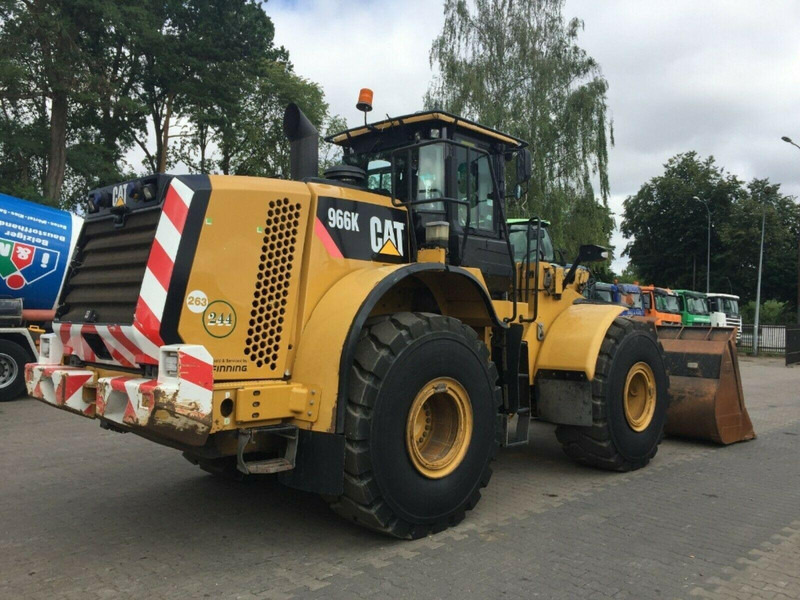 Caterpillar 966 K - Gumikerekes homlokrakodó: 3 kép. Caterpillar 966 K - Gumikerekes homlokrakodó: 3 kép.