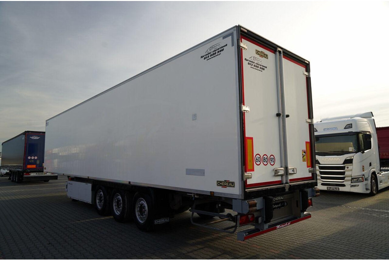 Chereau CHŁODNIA / MAXIMA 1300 / HAKÓWKA / OŚ PODNOSZONA / KOSZ NA PALET - Félpótkocsi hűtős: 3 kép. Chereau CHŁODNIA / MAXIMA 1300 / HAKÓWKA / OŚ PODNOSZONA / KOSZ NA PALET - Félpótkocsi hűtős: 3 kép.