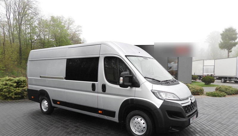 Citroën JUMPER FURGON BRYGADÓWKA 7 MIEJSC TEMPOMAT LEDY KLIMATYZACJA - Minibusz, Kisbusz: 1 kép. Citroën JUMPER FURGON BRYGADÓWKA 7 MIEJSC TEMPOMAT LEDY KLIMATYZACJA - Minibusz, Kisbusz: 1 kép.
