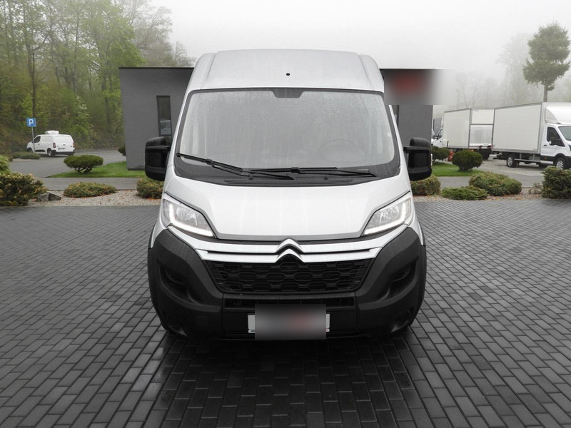 Citroën Jumper FURGON BRYGADÓWKA 7 MIEJSC TEMPOMAT LEDY KLIMATYZACJA - Minibusz, Kisbusz: 5 kép. Citroën Jumper FURGON BRYGADÓWKA 7 MIEJSC TEMPOMAT LEDY KLIMATYZACJA - Minibusz, Kisbusz: 5 kép.