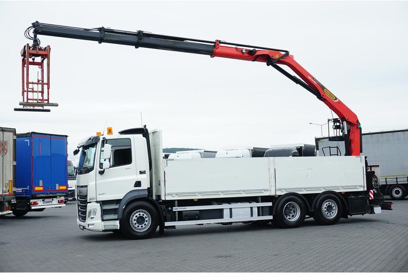 DAF CF / 480 / 6 X 2 / SKRZYNIOWY + HDS / PALFINGER PK 22 001L / OŚ - Platós teherautó, Darus autó: 4 kép. DAF CF / 480 / 6 X 2 / SKRZYNIOWY + HDS / PALFINGER PK 22 001L / OŚ - Platós teherautó, Darus autó: 4 kép.