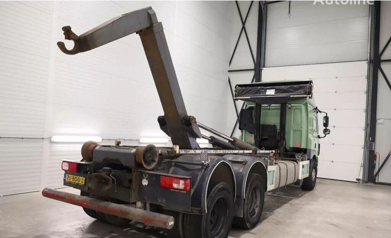 DAF CF 85.410 - Horgos rakodó teherautó: 3 kép. DAF CF 85.410 - Horgos rakodó teherautó: 3 kép.