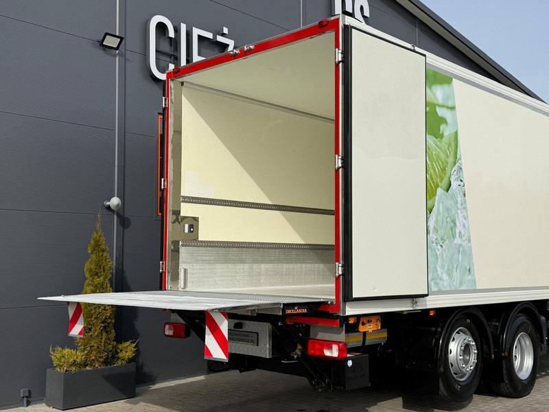 DAF CF XF 75.360 // 6x2 // E5 // chłodnia 21 Epal // sypialk lízing DAF CF XF 75.360 // 6x2 // E5 // chłodnia 21 Epal // sypialk: 14 kép.