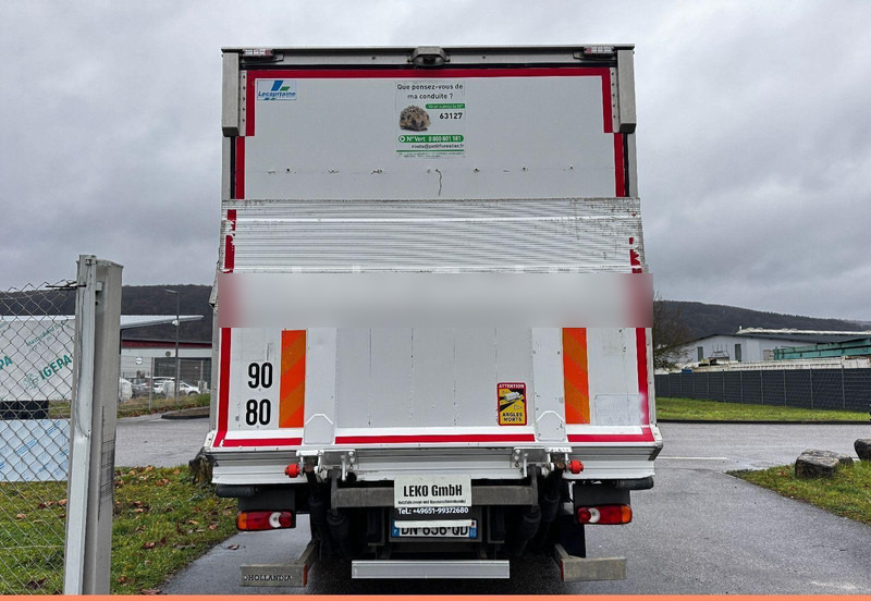 DAF LF 210 FA Mit Carrier Sp 750 - Hűtős teherautó: 5 kép. DAF LF 210 FA Mit Carrier Sp 750 - Hűtős teherautó: 5 kép.