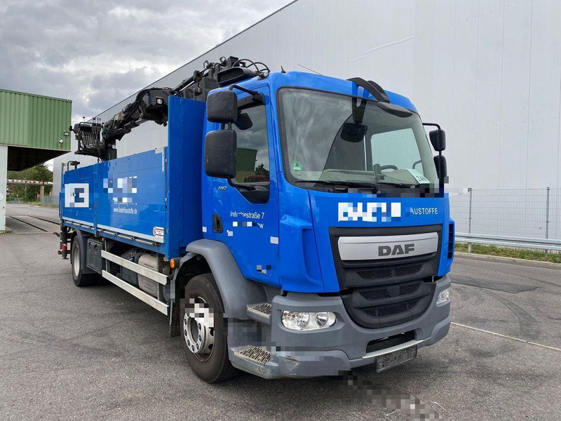 DAF LF 280 - Platós teherautó, Darus autó: 2 kép. DAF LF 280 - Platós teherautó, Darus autó: 2 kép.