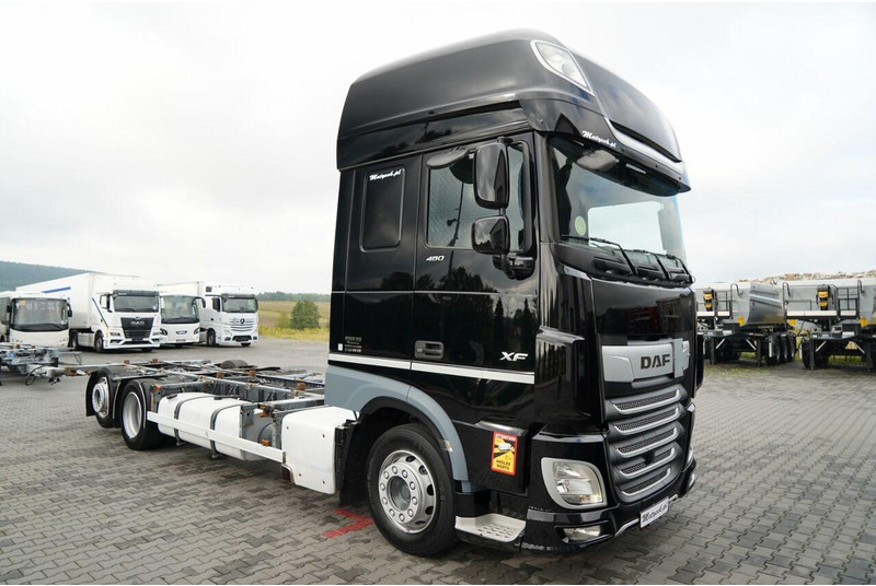 DAF XF 480 / BDF / 6X2 / SSC / I-PARK COOL / OŚ PODNOSZONA / PO KONT - Ponyvás teherautó: 5 kép. DAF XF 480 / BDF / 6X2 / SSC / I-PARK COOL / OŚ PODNOSZONA / PO KONT - Ponyvás teherautó: 5 kép.