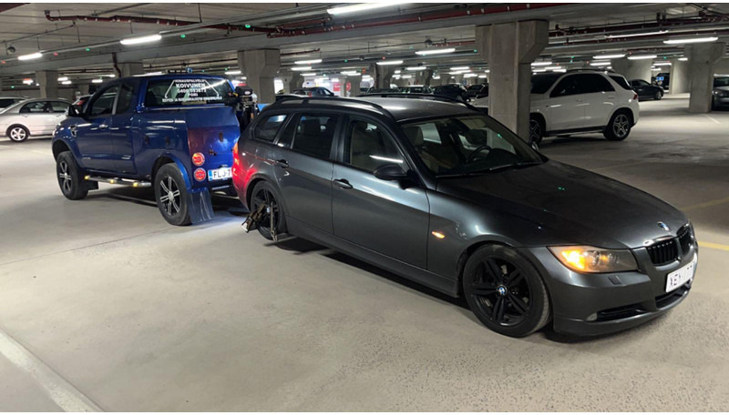 Ford 4x4 RANGER B licens - Autó: 4 kép. Ford 4x4 RANGER B licens - Autó: 4 kép.