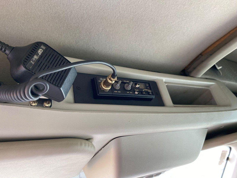 Ponyvás kisteherautó Ford Transit 2,0 tdci - Pritsche, Plane + sleeping cabin: 20 kép.