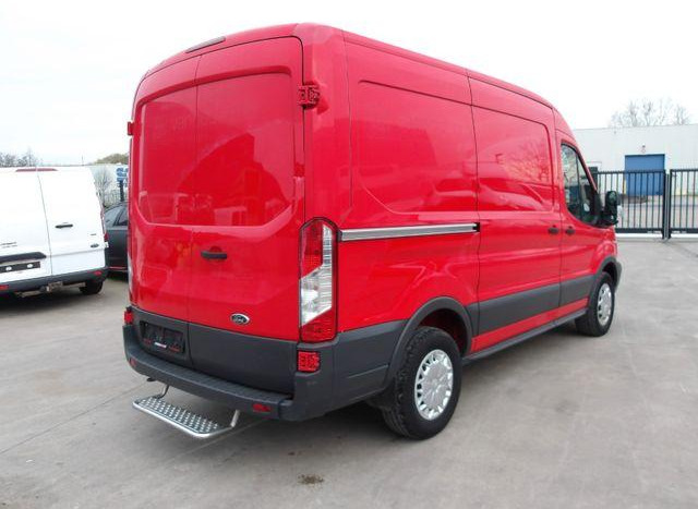 Ford Transit Van - Furgon: 5 kép. Ford Transit Van - Furgon: 5 kép.