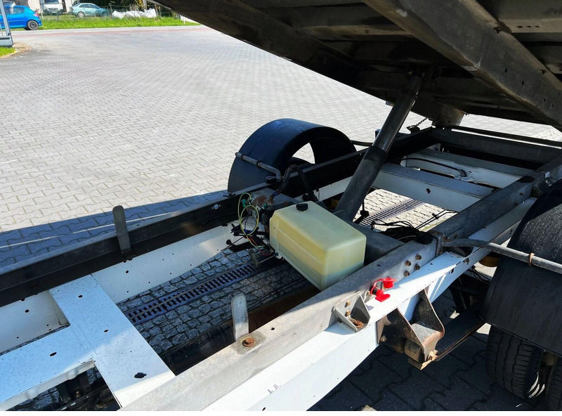 Ford Transit Wywrotka Wywrot Kipper, Bliźniaki - Billenőplatós kisteherautó: 3 kép. Ford Transit Wywrotka Wywrot Kipper, Bliźniaki - Billenőplatós kisteherautó: 3 kép.