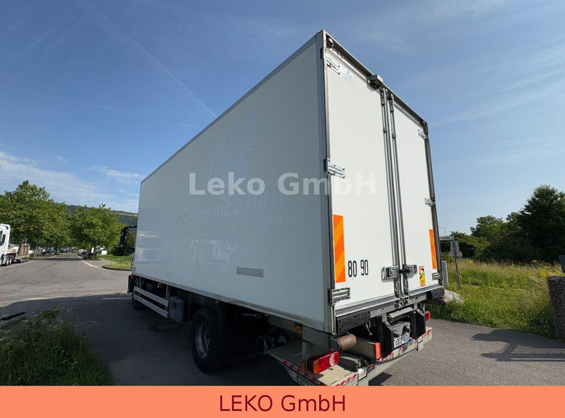 Iveco 140 E 18 - Hűtős teherautó: 5 kép. Iveco 140 E 18 - Hűtős teherautó: 5 kép.