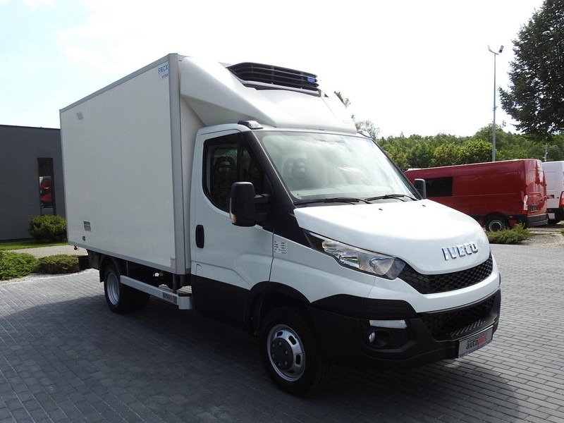 Iveco DAILY 35C15 KONTENER CHŁODNIA -12*C ZASILANIE 230V TEMPOMAT KLIM - Hűtős kisteherautó: 4 kép. Iveco DAILY 35C15 KONTENER CHŁODNIA -12*C ZASILANIE 230V TEMPOMAT KLIM - Hűtős kisteherautó: 4 kép.