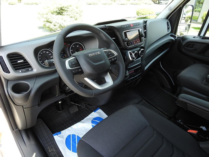 Iveco DAILY 35S18 NOWY PLANDEKA 8 PALET TEMPOMAT NAWIGACJA LEDY AUTOMA - Ponyvás kisteherautó: 2 kép. Iveco DAILY 35S18 NOWY PLANDEKA 8 PALET TEMPOMAT NAWIGACJA LEDY AUTOMA - Ponyvás kisteherautó: 2 kép.