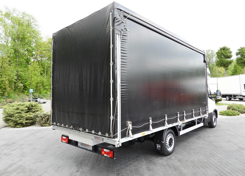 Iveco DAILY 35S18 PLANDEKA 10 PALET WEBASTO TEMPOMAT KLIMATYZACJA 18 - Ponyvás kisteherautó: 3 kép. Iveco DAILY 35S18 PLANDEKA 10 PALET WEBASTO TEMPOMAT KLIMATYZACJA 18 - Ponyvás kisteherautó: 3 kép.