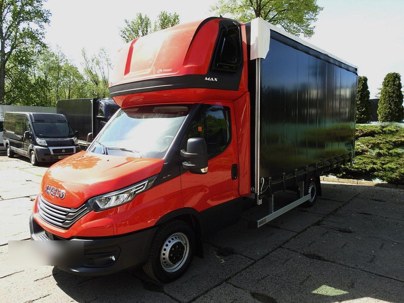 Új Ponyvás kisteherautó Iveco DAILY NOWY 35S18 CONNECT PLANDEKA 10 PALET WEBASTO KLIMATYZACJA: 6 kép. Új Ponyvás kisteherautó Iveco DAILY NOWY 35S18 CONNECT PLANDEKA 10 PALET WEBASTO KLIMATYZACJA: 6 kép.