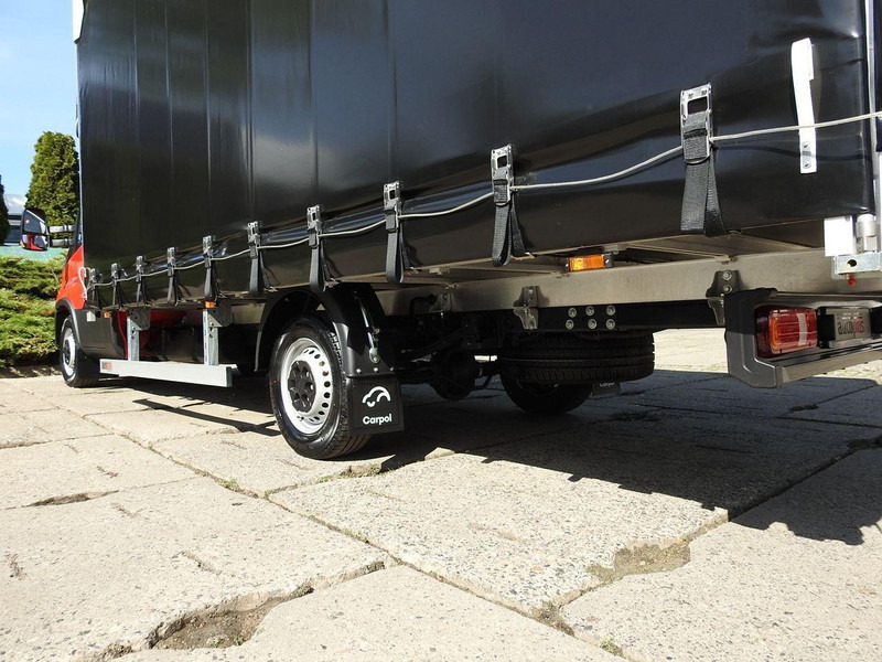 Új Ponyvás kisteherautó Iveco DAILY NOWY 35S18 CONNECT PLANDEKA 10 PALET WEBASTO KLIMATYZACJA: 16 kép. Új Ponyvás kisteherautó Iveco DAILY NOWY 35S18 CONNECT PLANDEKA 10 PALET WEBASTO KLIMATYZACJA: 16 kép.