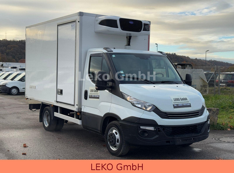 Iveco Daily 335C14 - Hűtős kisteherautó: 1 kép. Iveco Daily 335C14 - Hűtős kisteherautó: 1 kép.