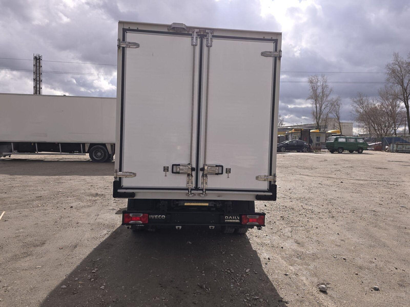 Iveco Daily 35-140 - Carrier Xarios 350 frigo lízing Iveco Daily 35-140 - Carrier Xarios 350 frigo: 7 kép. Iveco Daily 35-140 - Carrier Xarios 350 frigo lízing Iveco Daily 35-140 - Carrier Xarios 350 frigo: 7 kép.