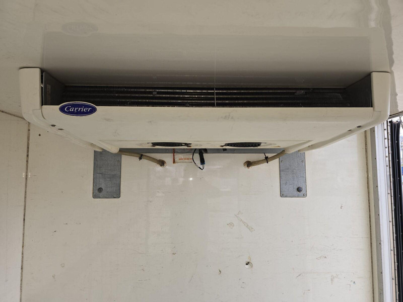 Hűtős kisteherautó Iveco Daily 35 C 13 - Carrier Xarios 500 frigo: 13 kép.