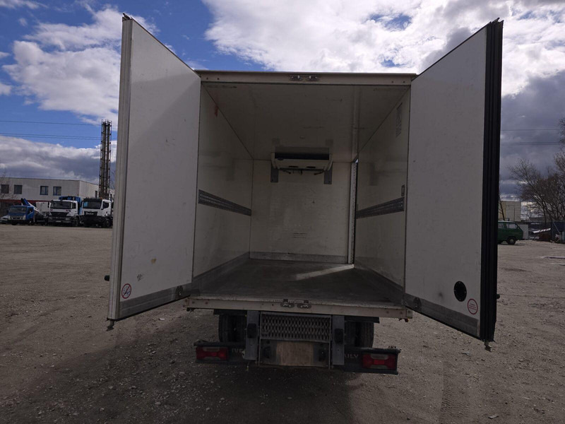 Hűtős kisteherautó Iveco Daily 35 C 13 - Carrier Xarios 500 frigo: 10 kép.