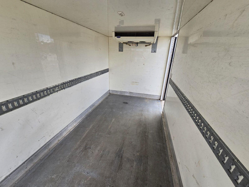 Hűtős kisteherautó Iveco Daily 35 C 13 - Carrier Xarios 500 frigo: 12 kép.