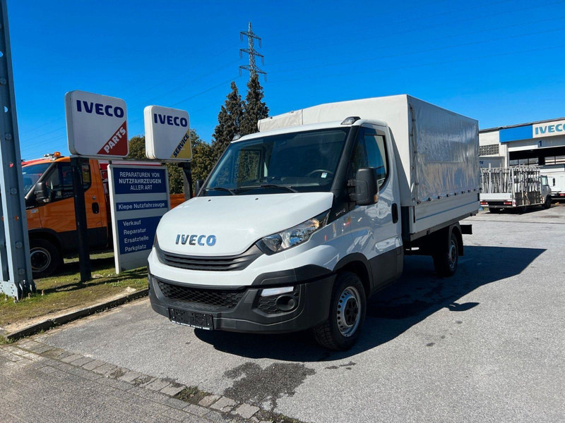 Iveco Daily 35S14 Curtain side - Ponyvás kisteherautó: 1 kép. Iveco Daily 35S14 Curtain side - Ponyvás kisteherautó: 1 kép.