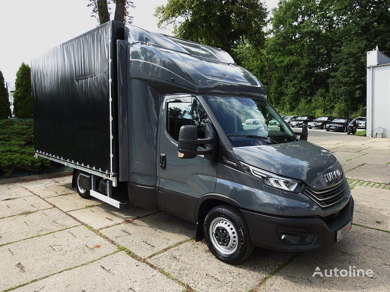Iveco Daily 35S18 Curtain side - Ponyvás kisteherautó: 2 kép. Iveco Daily 35S18 Curtain side - Ponyvás kisteherautó: 2 kép.