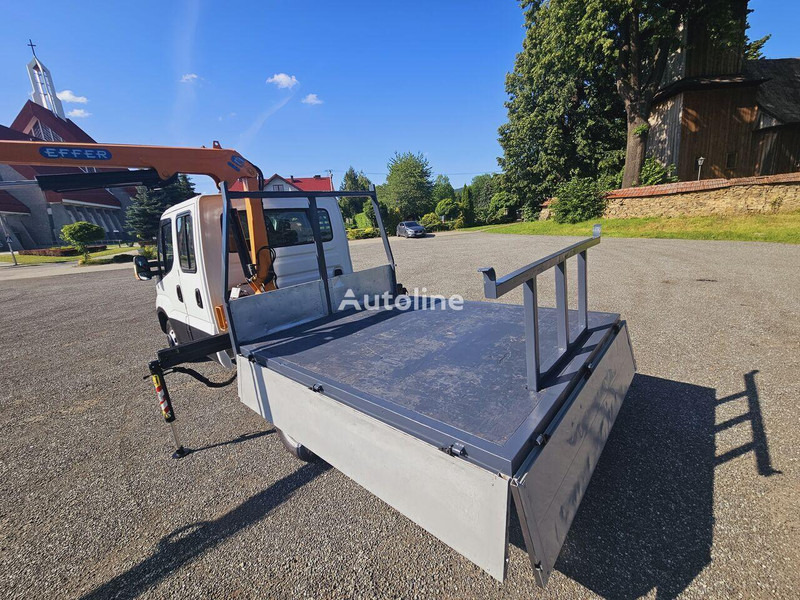Iveco Daily 35c-15 Doka flatbed + crane Effer - Platós kisteherautó, Duplakabinos kisteherautó: 3 kép. Iveco Daily 35c-15 Doka flatbed + crane Effer - Platós kisteherautó, Duplakabinos kisteherautó: 3 kép.