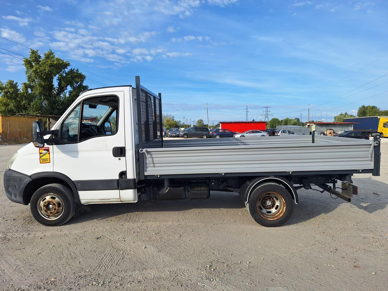Iveco Daily 50 C 15 - 3 sided Tipper - Billenőplatós teherautó: 5 kép. Iveco Daily 50 C 15 - 3 sided Tipper - Billenőplatós teherautó: 5 kép.
