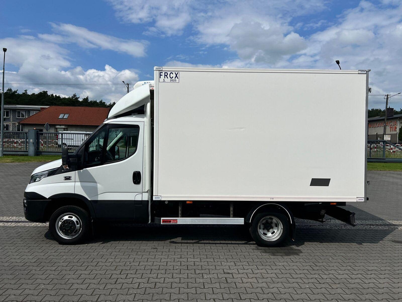Iveco Daily 50C15 Kontener Mroźnia/Chłodnia 3x Drzwi ThermoKing V 300 - Hűtős kisteherautó: 2 kép. Iveco Daily 50C15 Kontener Mroźnia/Chłodnia 3x Drzwi ThermoKing V 300 - Hűtős kisteherautó: 2 kép.