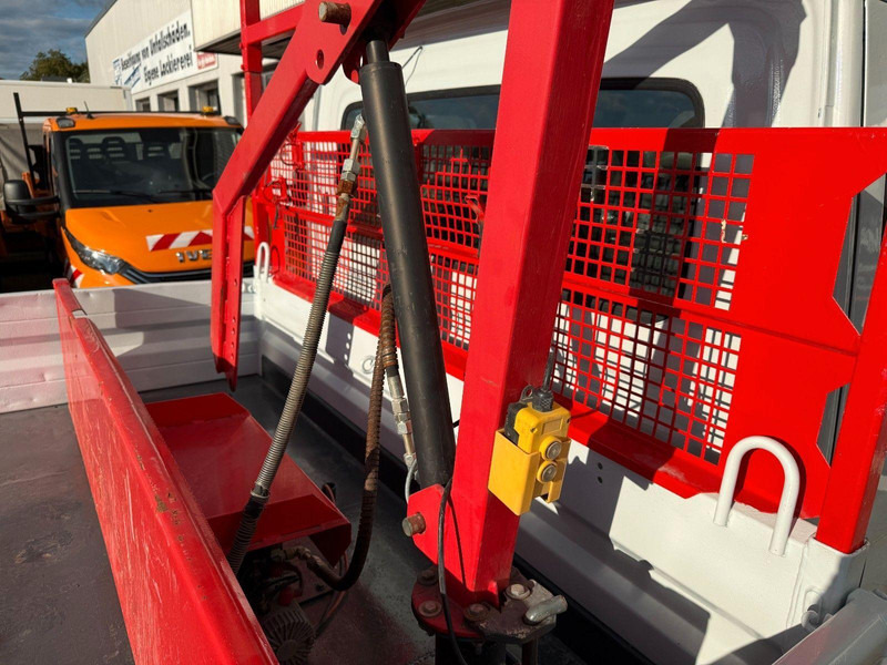 Billenőplatós teherautó, Darus autó Iveco Daily 70C17 Doka Three sided M Tipper + Crane: 15 kép.