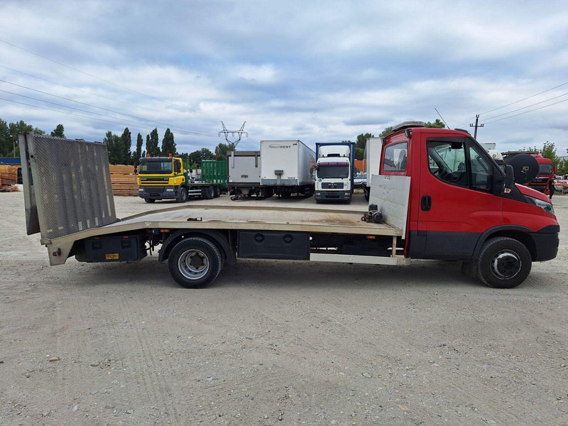Iveco Daily 72-180 Trailer - Autószállító teherautó: 4 kép. Iveco Daily 72-180 Trailer - Autószállító teherautó: 4 kép.