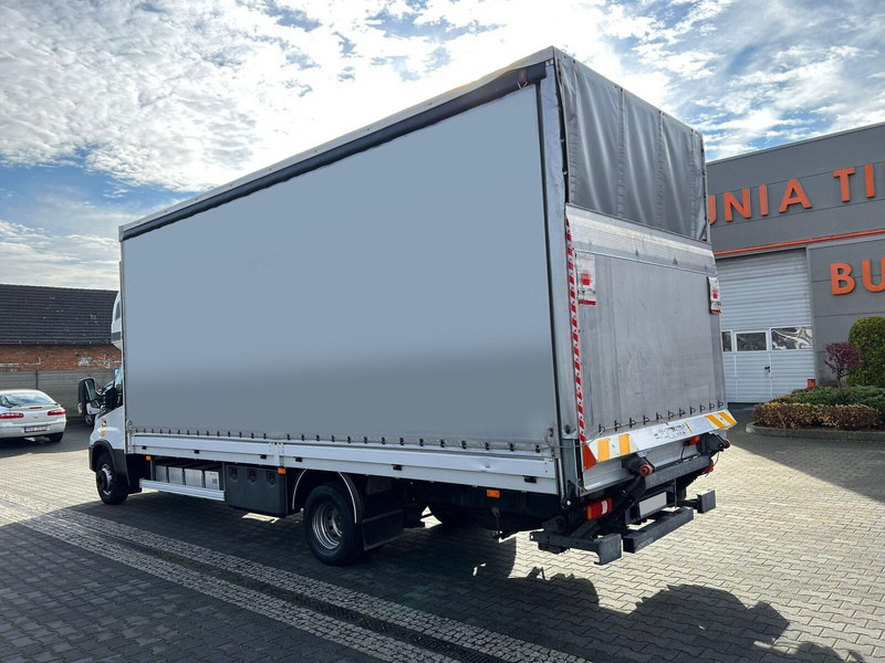 Iveco Daily 72C18 70C18 CURTAINE TILT+LIFT 1.HAND LED FULL OPTION - Ponyvás teherautó: 4 kép. Iveco Daily 72C18 70C18 CURTAINE TILT+LIFT 1.HAND LED FULL OPTION - Ponyvás teherautó: 4 kép.