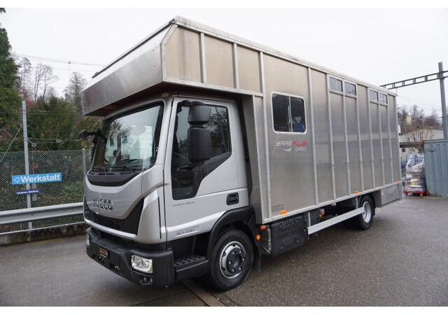 Iveco EUROCARGO 80-190 Lószállító - Állatszállító teherautó: 1 kép. Iveco EUROCARGO 80-190 Lószállító - Állatszállító teherautó: 1 kép.