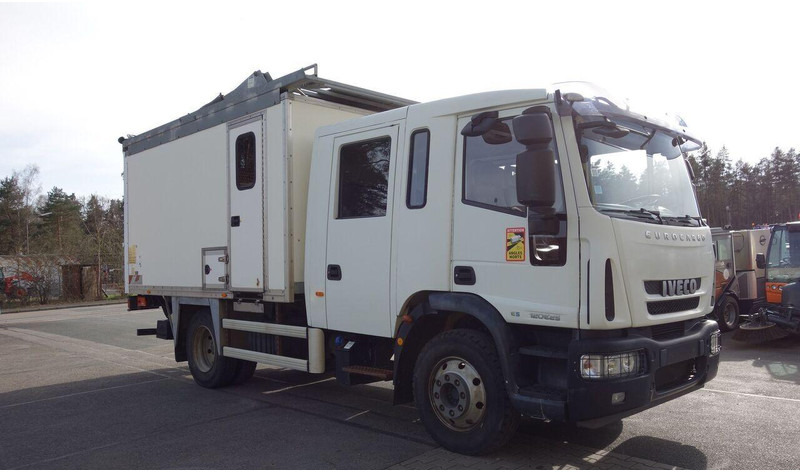 Iveco Eurocargo 120E225 - Workshop truck - Büféautó: 3 kép. Iveco Eurocargo 120E225 - Workshop truck - Büféautó: 3 kép.