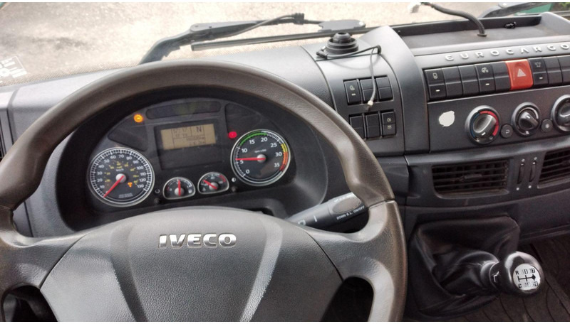 Iveco Eurocargo 120E25 - Platós teherautó, Darus autó: 4 kép. Iveco Eurocargo 120E25 - Platós teherautó, Darus autó: 4 kép.